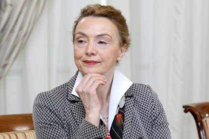 83232297 8348 3a89 90dc 590565afe2f9 850