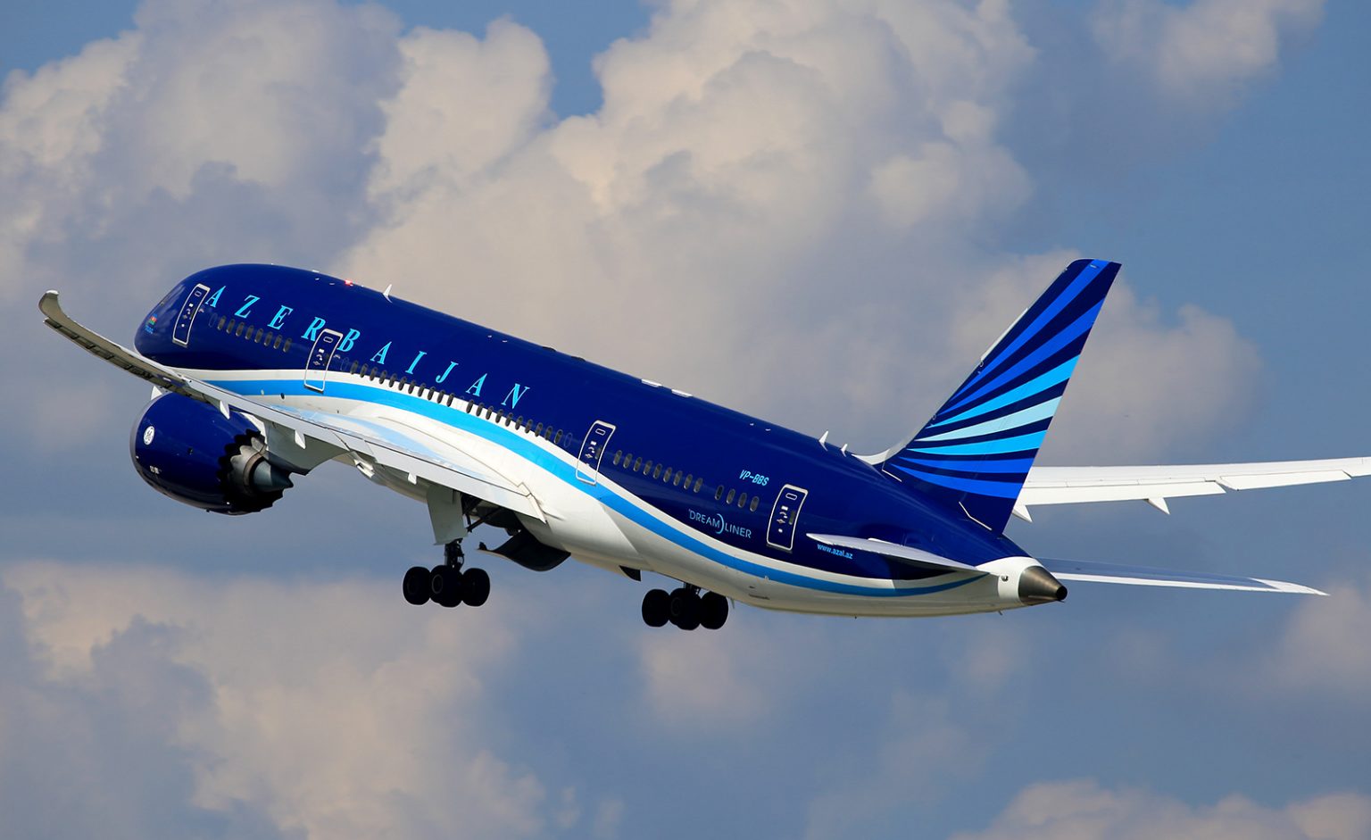 Vp Bbs Azal Azerbaijan Airlines Boeing Er Planespottersnet 713561 8ce4fc6342 O E1691772017784 1536x941