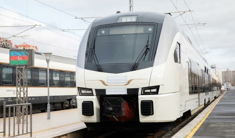 62520 Adystadlerflirtdmuphotoady1 312096