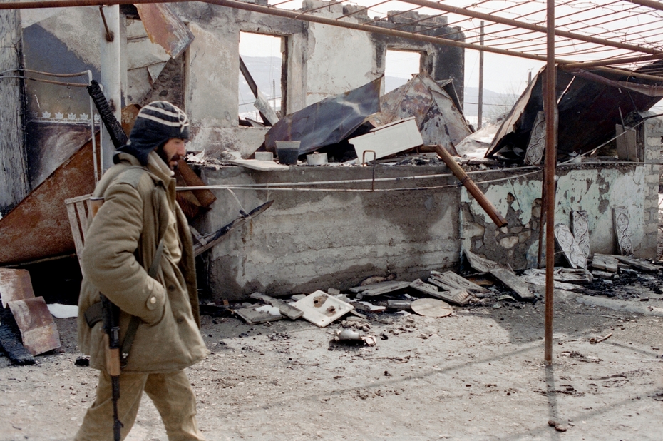 3ba9f7ac D48e 11ee 9f9e 02420a0000c9 930