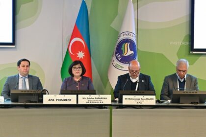 2f197638 1740 346a 8d14 36f935b9daca 850