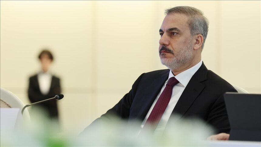 Thumbs B C F3e2aaa9bc5ca562868da434ed3d250e