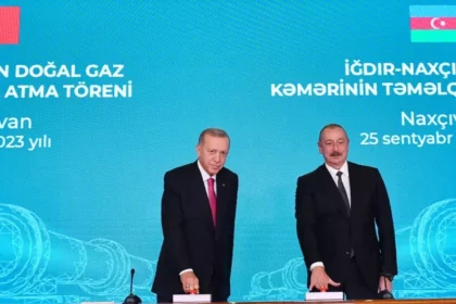 Aliyev And Erdogan Pipeline Agreement 1536x1152.jpg
