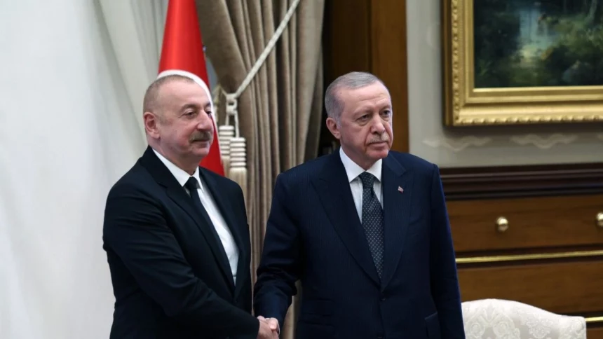 Cumhurbaskani Erdogan Azerbaycan Cumhurbaskani Aliyev Ile Gorustu 2