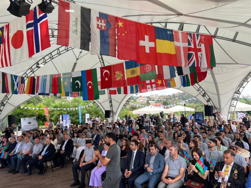 V Düşərgə Açılış Rəsmi 7