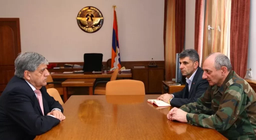 385acb70fd8ec6664d3d0b308d82cd7d