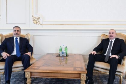 727783df 5093 3515 B05d C768c8172e0a 850