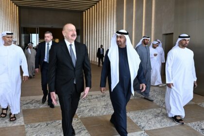 898c8356 1fc4 34e6 8700 17636304b530 850