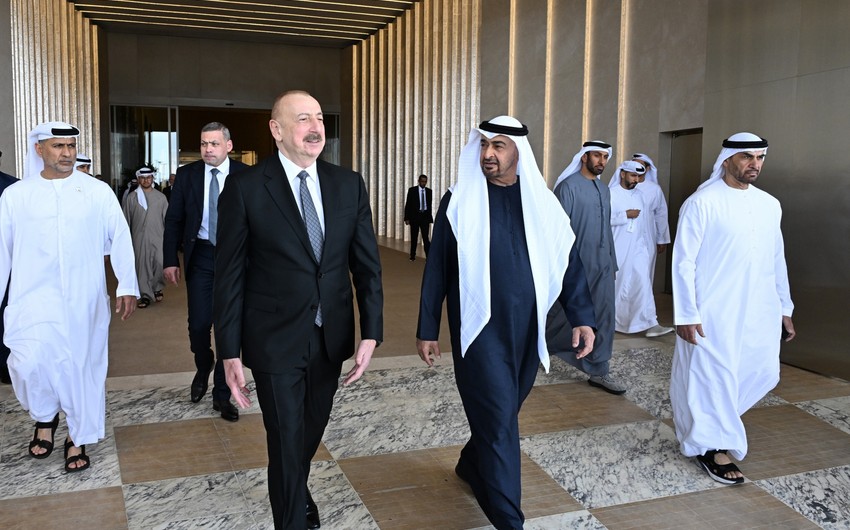 898c8356 1fc4 34e6 8700 17636304b530 850