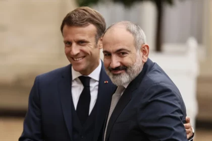 Pashinyan Macron