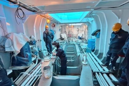 The Damen Csd 650 Modular Design Consists Of A Main Pontoon And Separate Side Pontoons.e28729