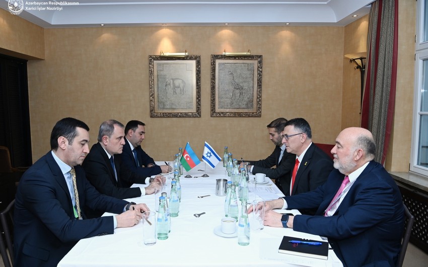 0cd515f5 E3dd 3ecc B81a D189404fe6c4 850