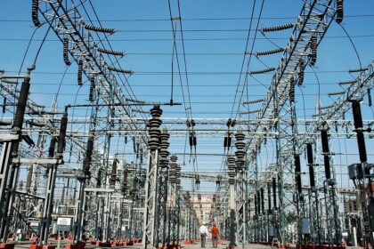 Electricity Power Grid Zalakdagli Dreamstime.com