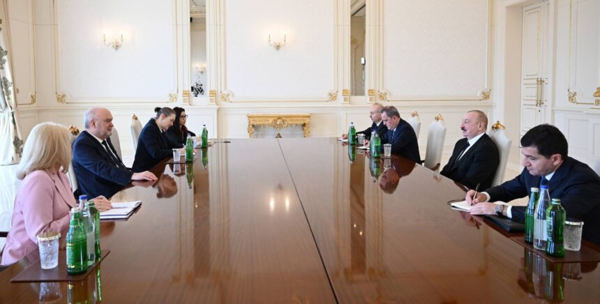 Dba866316b94b824f5d169c9a64d6793 9704768