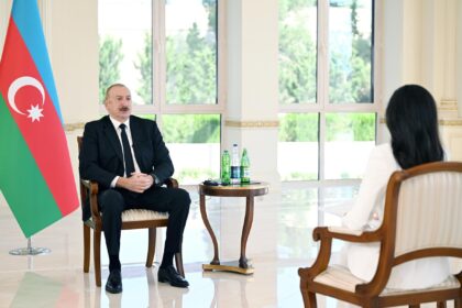 242feb96 d919 3d69 b6ee c45e78afa007