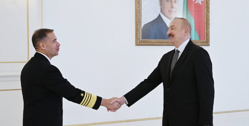 D4d659b27ad4fbe78406f1422dc85fd5 1533181