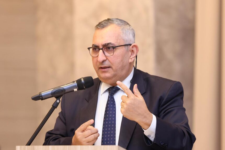 569e0c16 3a26 47b3 bfc5 fc43b33db0a0