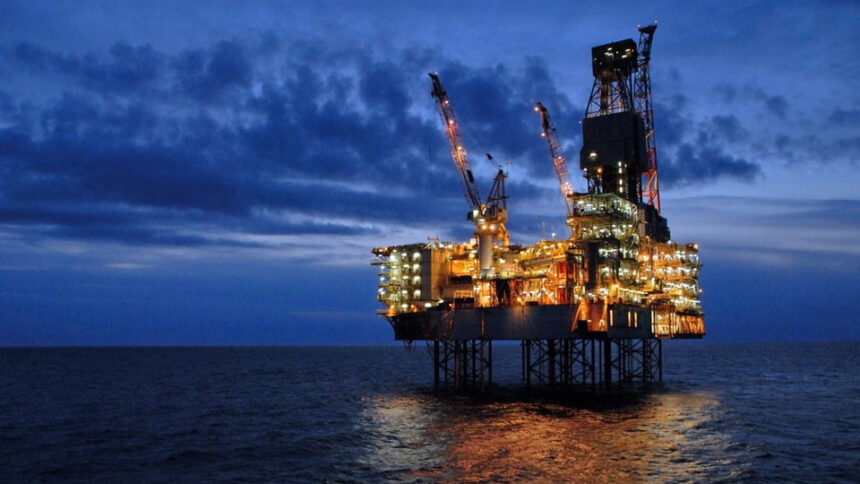 Shah deniz gas field offshore azerbaijan source sourthern gas corridor
