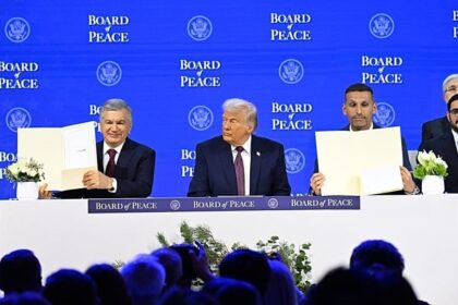 Uzbekistans President Shavkat Mirziyoyev signed the founding charter of the Board of Peace in Davos image Press Service of Uzbekistans President