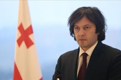 Thumbs b c a0f52cd2349a82c0441365bfb68b5214